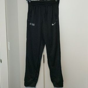NWOT Nike Elite black basketball pants size M